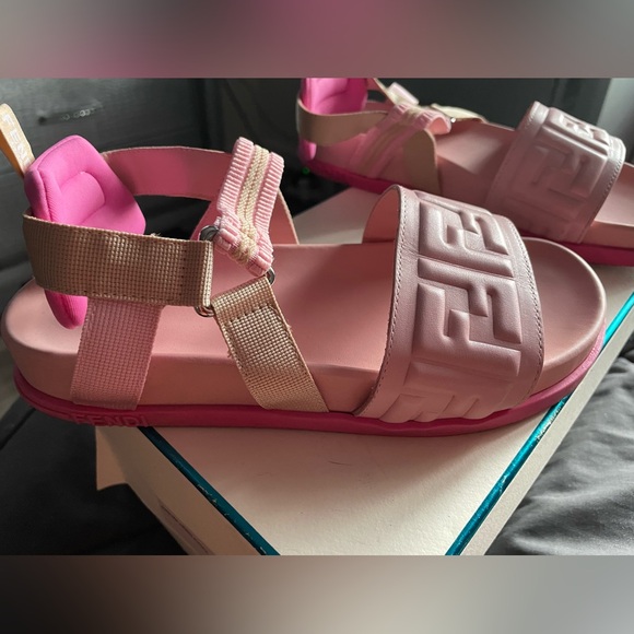 Fendi Kids Light Pink Logo Sandals - Picture 3 of 7